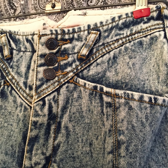 JORDACHE NO EXIT 3 BUTTON AND ZIP RED TAG ABD BACK LABEL WAIST DESIGN! - Picture 6 of 6